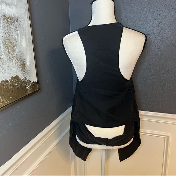 Lululemon Tranquility Sleeveless Wrap - Picture 10 of 13